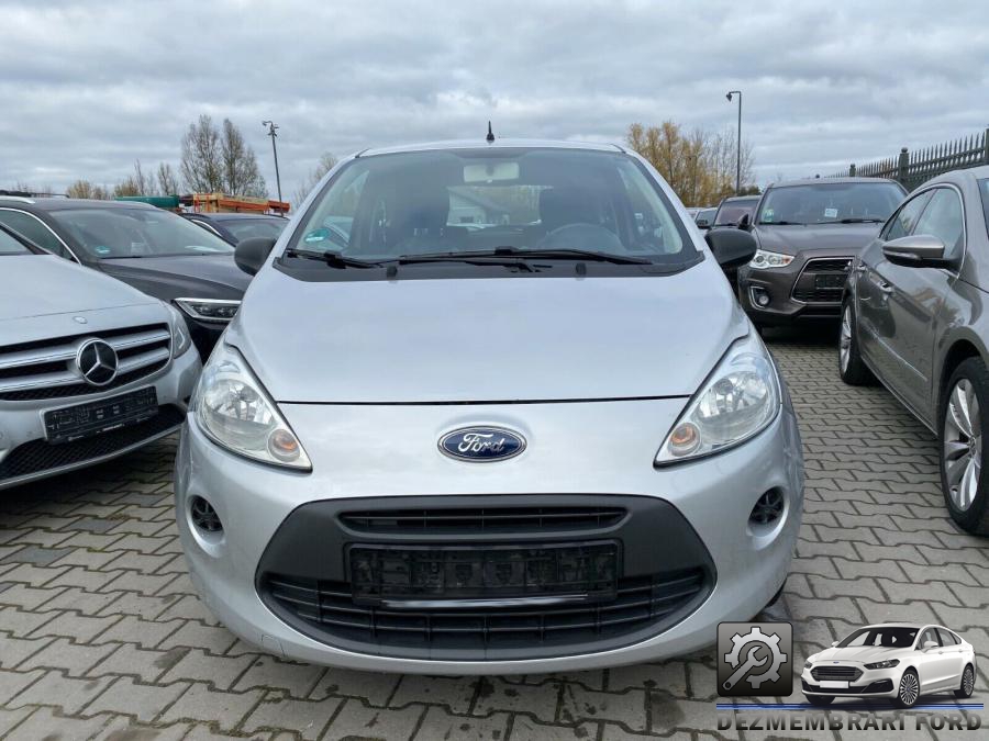 Aripa spate ford ka 2010