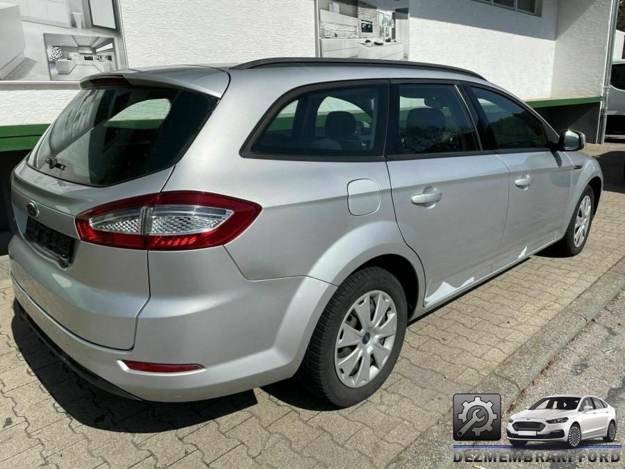 Aripa spate ford mondeo 2010